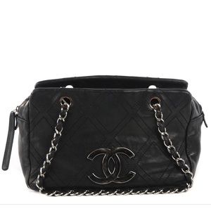 🎀HP🎀. Chanel Purse 100% Authentic